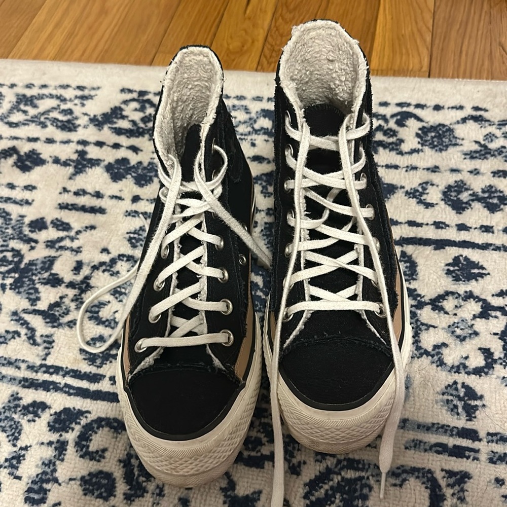 Converse CTAS Women's Platfrom High Sneaker Size 7 Black Canvas Raw Edge Shoe